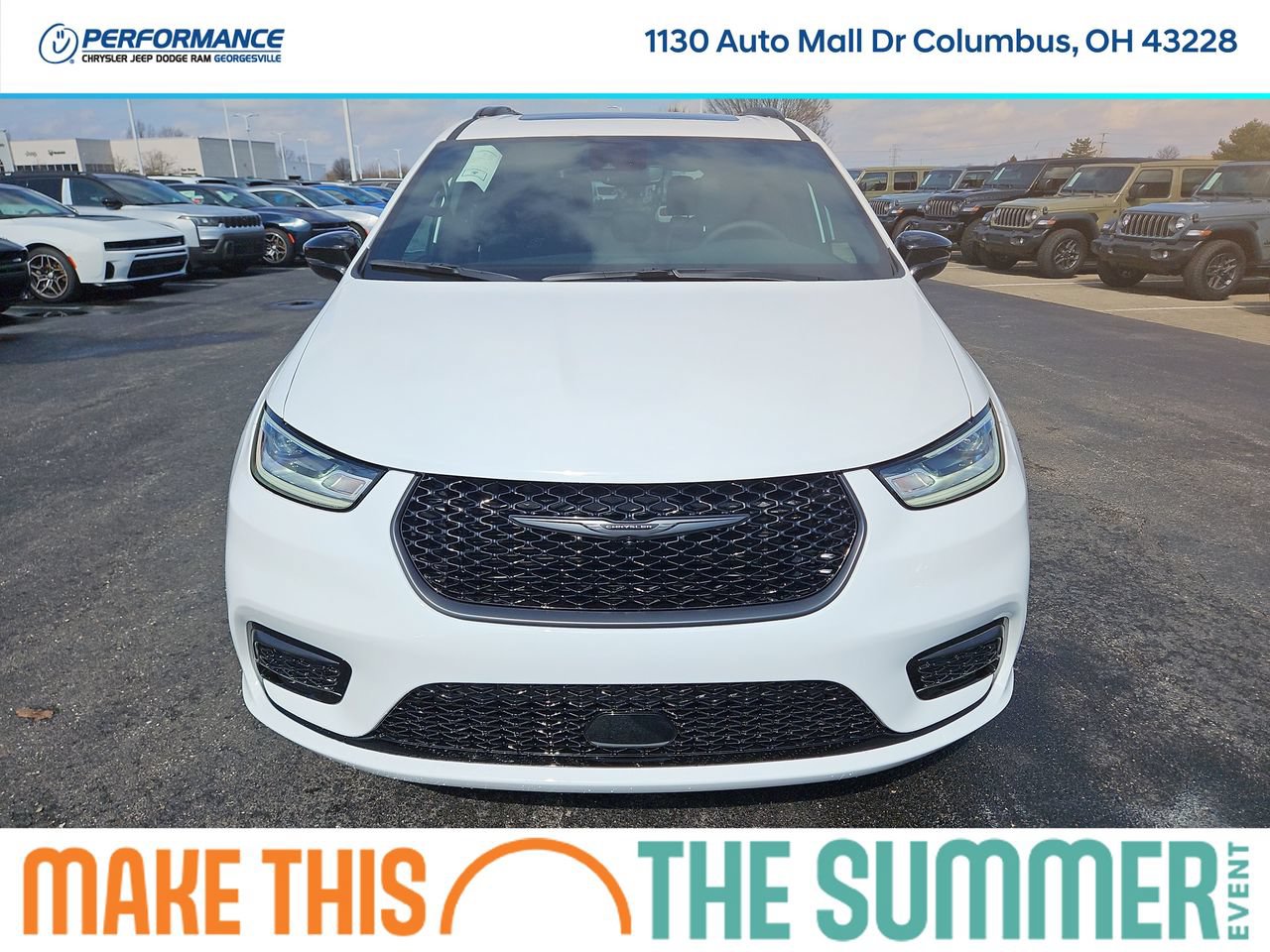 New 2026 Chrysler Pacifica Select w/ S Appearance Package FWD image 2