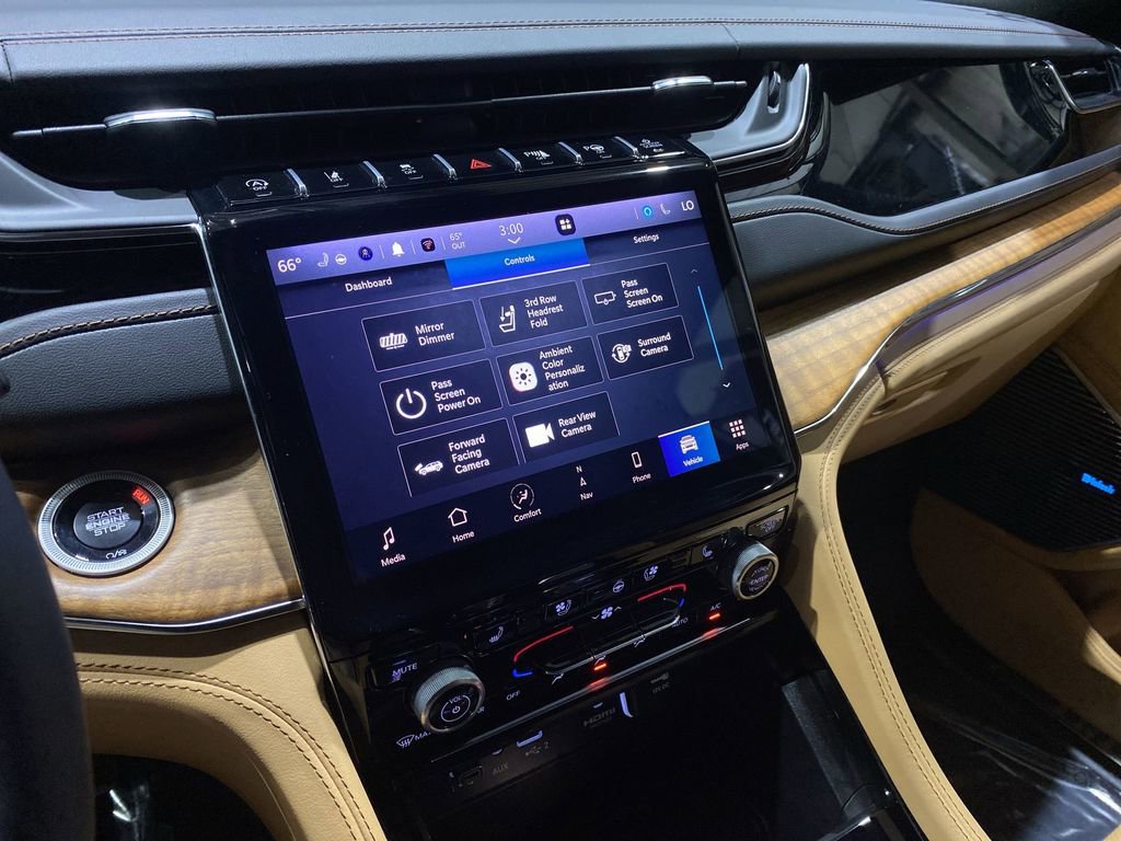 Used 2025 Jeep Grand Cherokee L Summit image 7