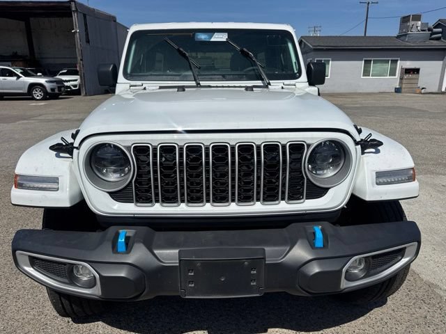 Used 2024 Jeep Wrangler Unlimited Sahara AWD/4WD image 2