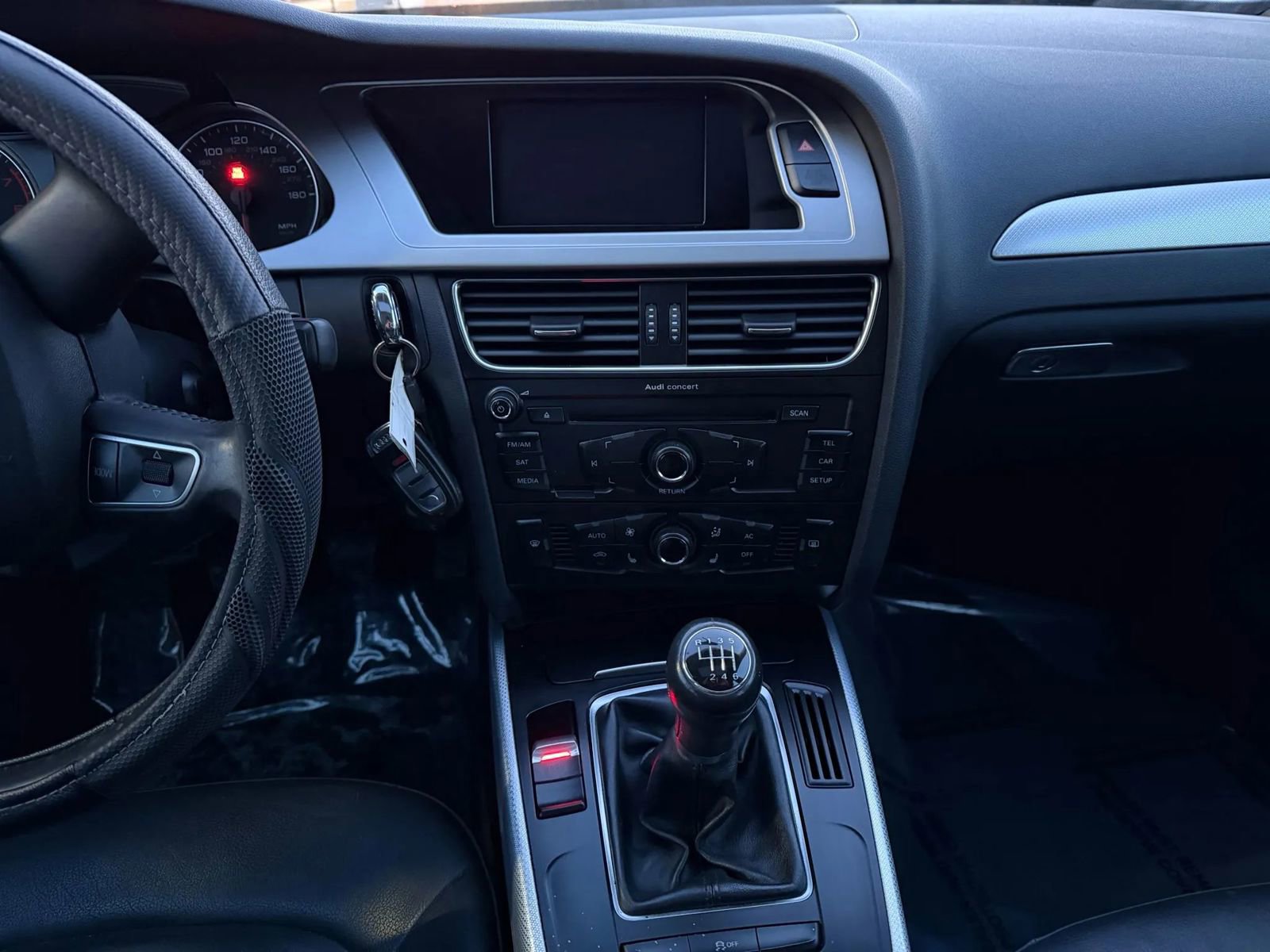 Used 2011 Audi A4 2.0T Premium image 9