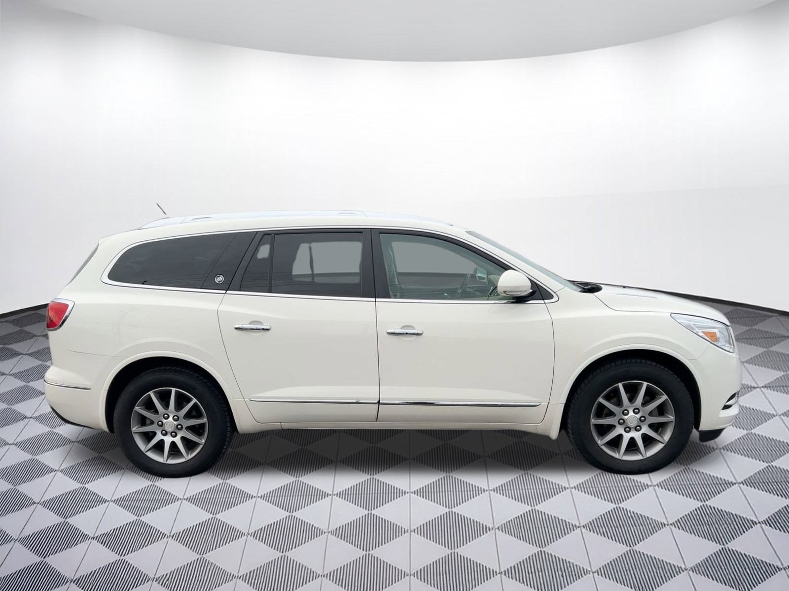 Used 2014 Buick Enclave Leather image 8