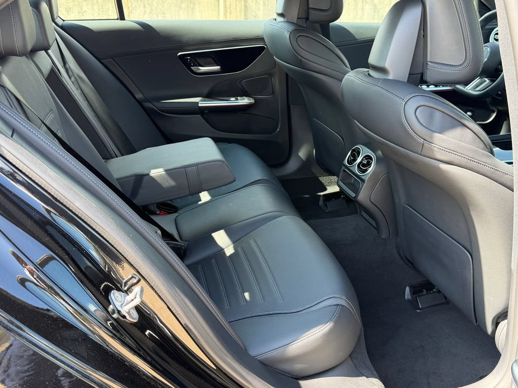 Used 2023 Mercedes-Benz C 300 4MATIC Sedan image 17