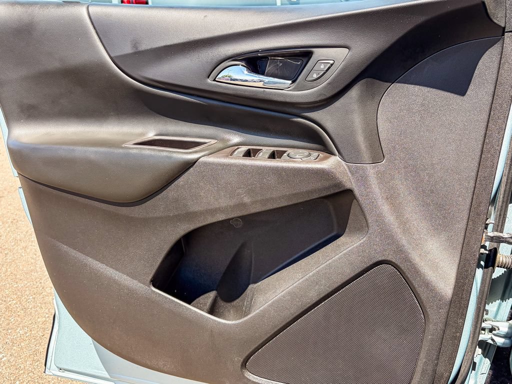 Used 2022 Chevrolet Equinox LT FWD image 41