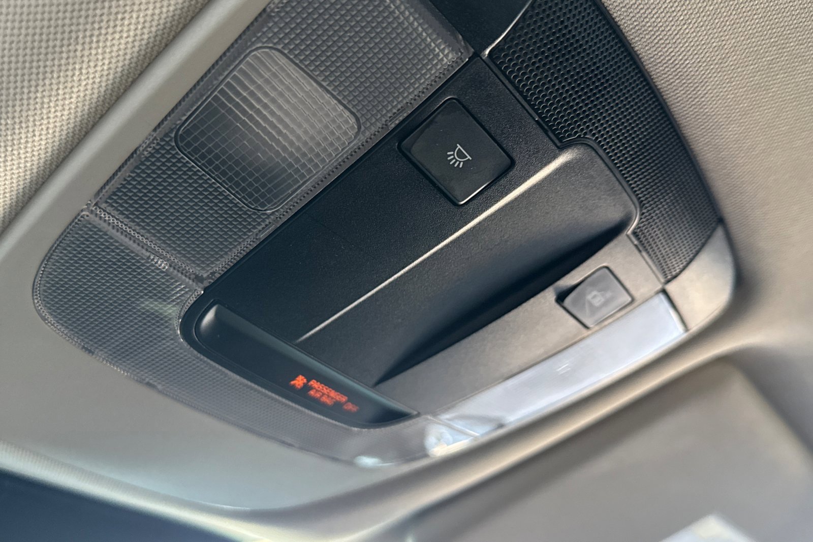 Used 2024 Kia Sportage LX image 25