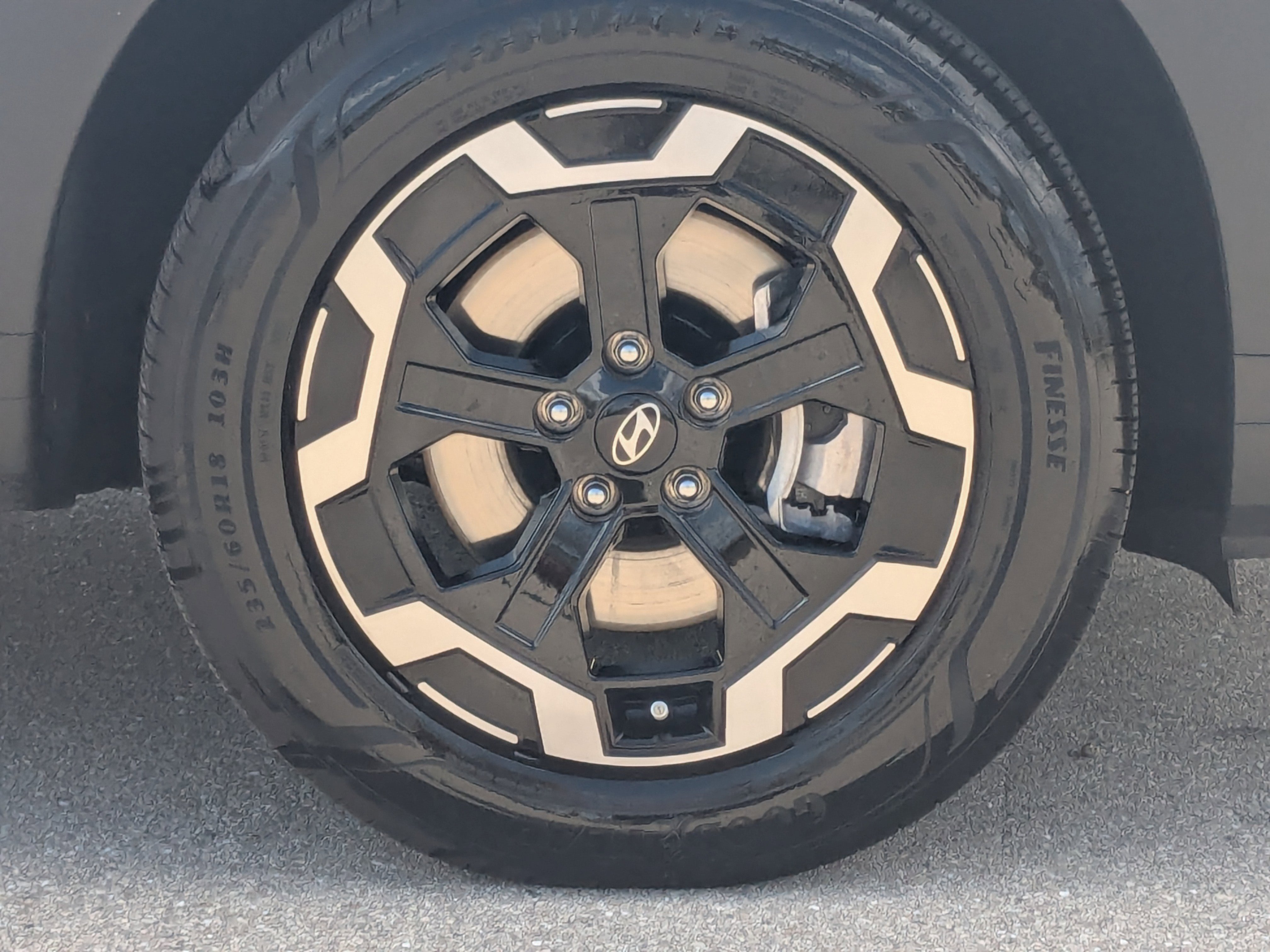 Used 2024 Hyundai Santa Fe SEL image 11