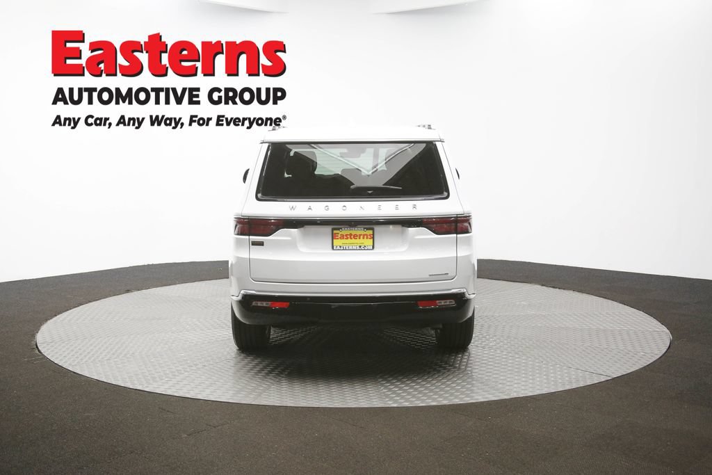 Used 2023 Jeep Wagoneer Series III w/ Preferred Equipment Group RWD image 35
