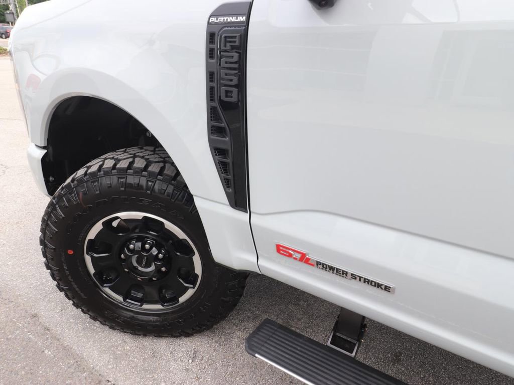 New 2026 Ford F250 Platinum w/ Tremor Off-Road Package image 4