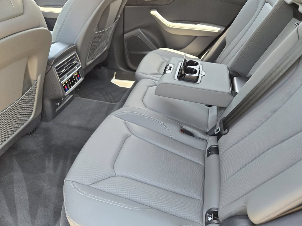 Certified 2023 Audi Q8 Prestige AWD/4WD image 40