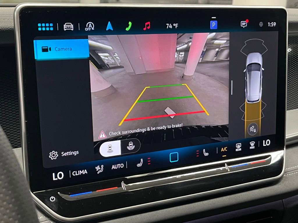 New 2025 Volkswagen Tiguan SE R-Line image 30