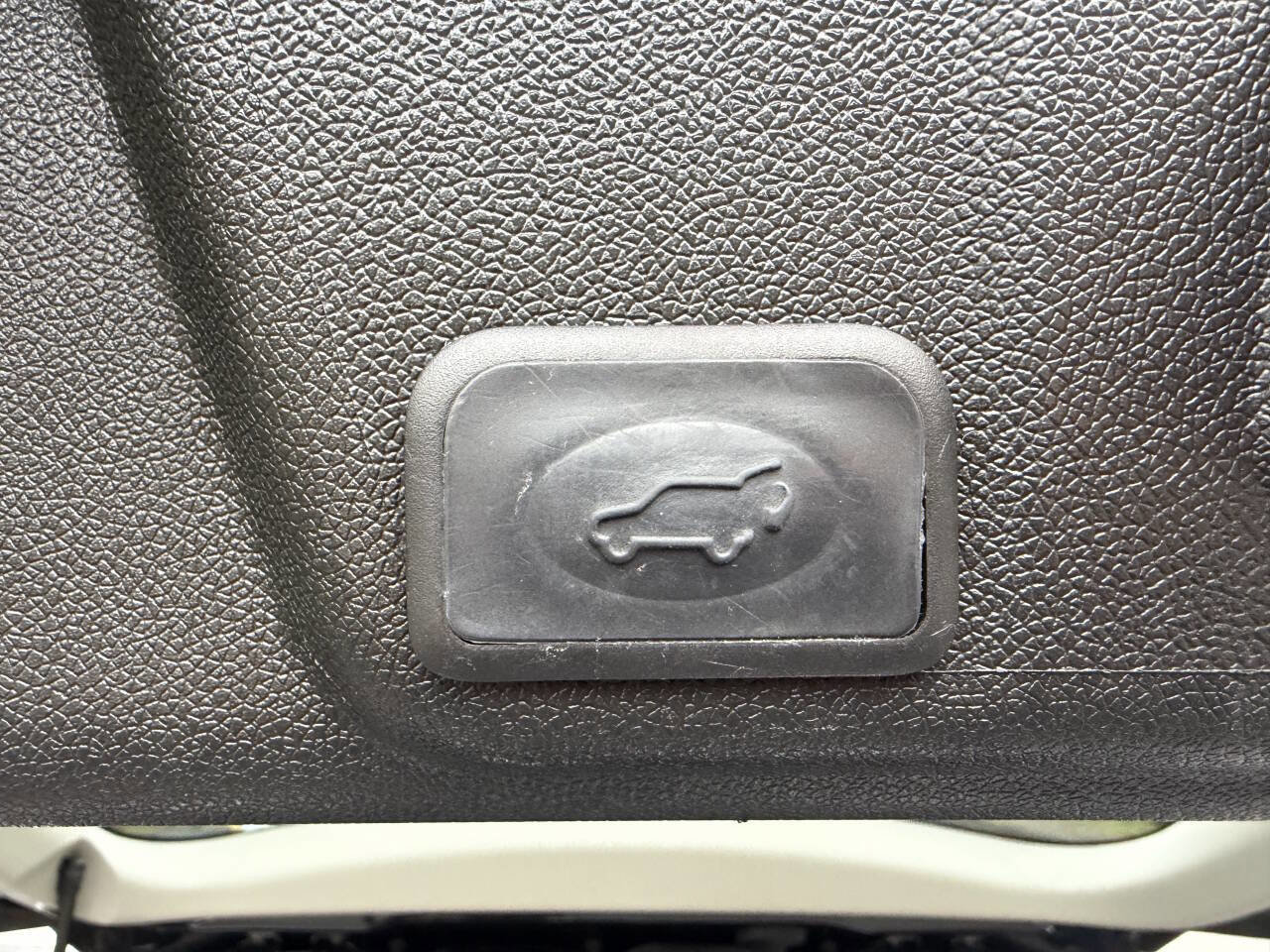 Used 2016 Buick Enclave Leather AWD/4WD image 7