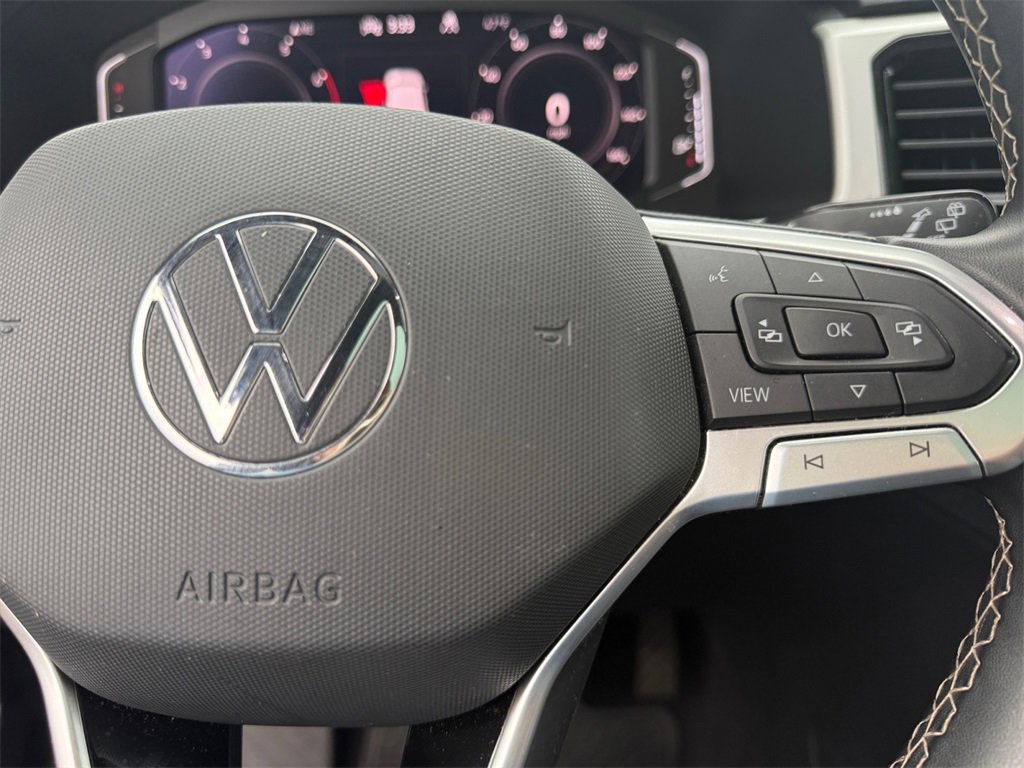 Used 2022 Volkswagen Atlas Cross Sport SE image 26