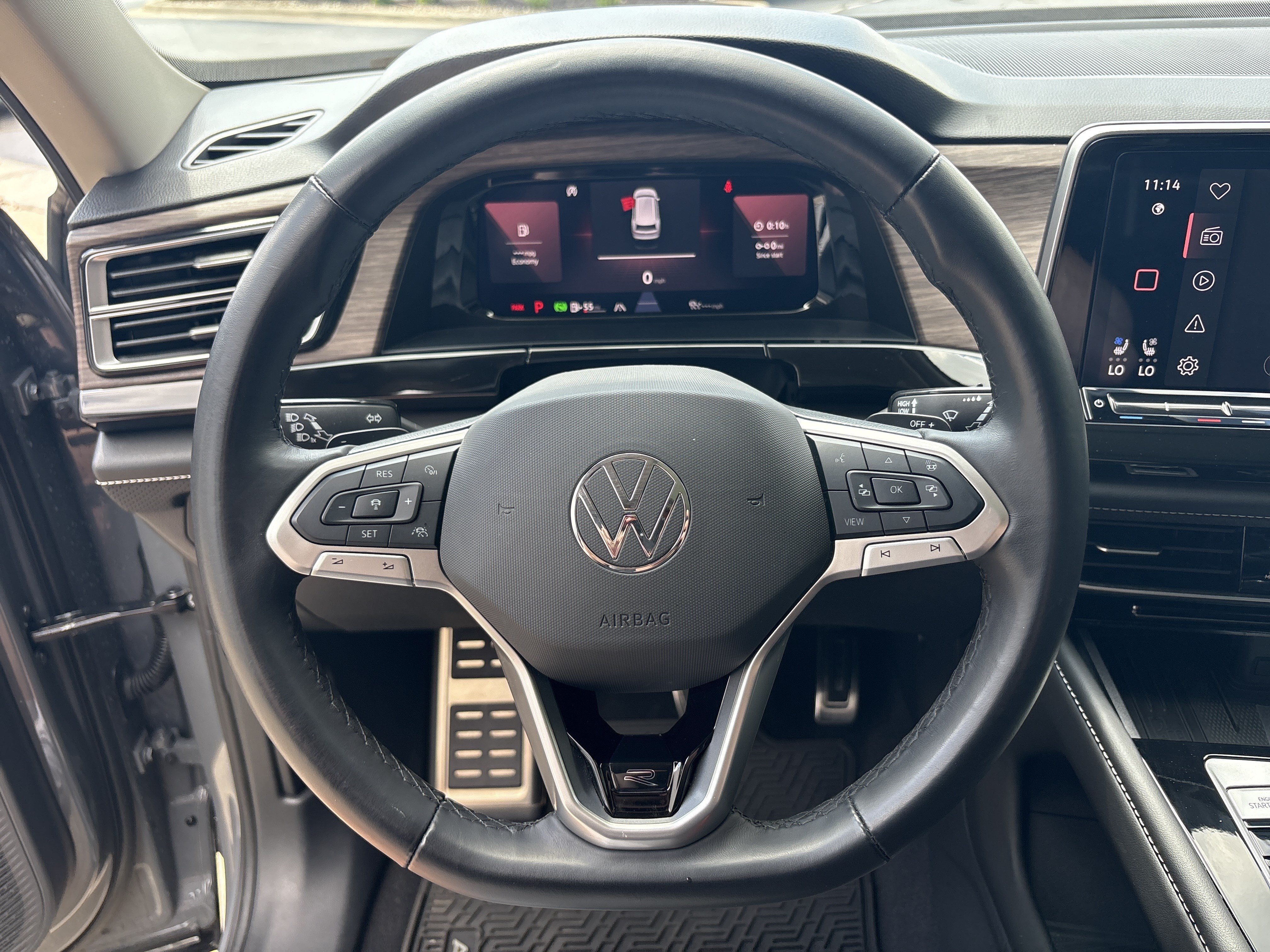 Used 2025 Volkswagen Atlas SEL Premium R-Line AWD/4WD image 18
