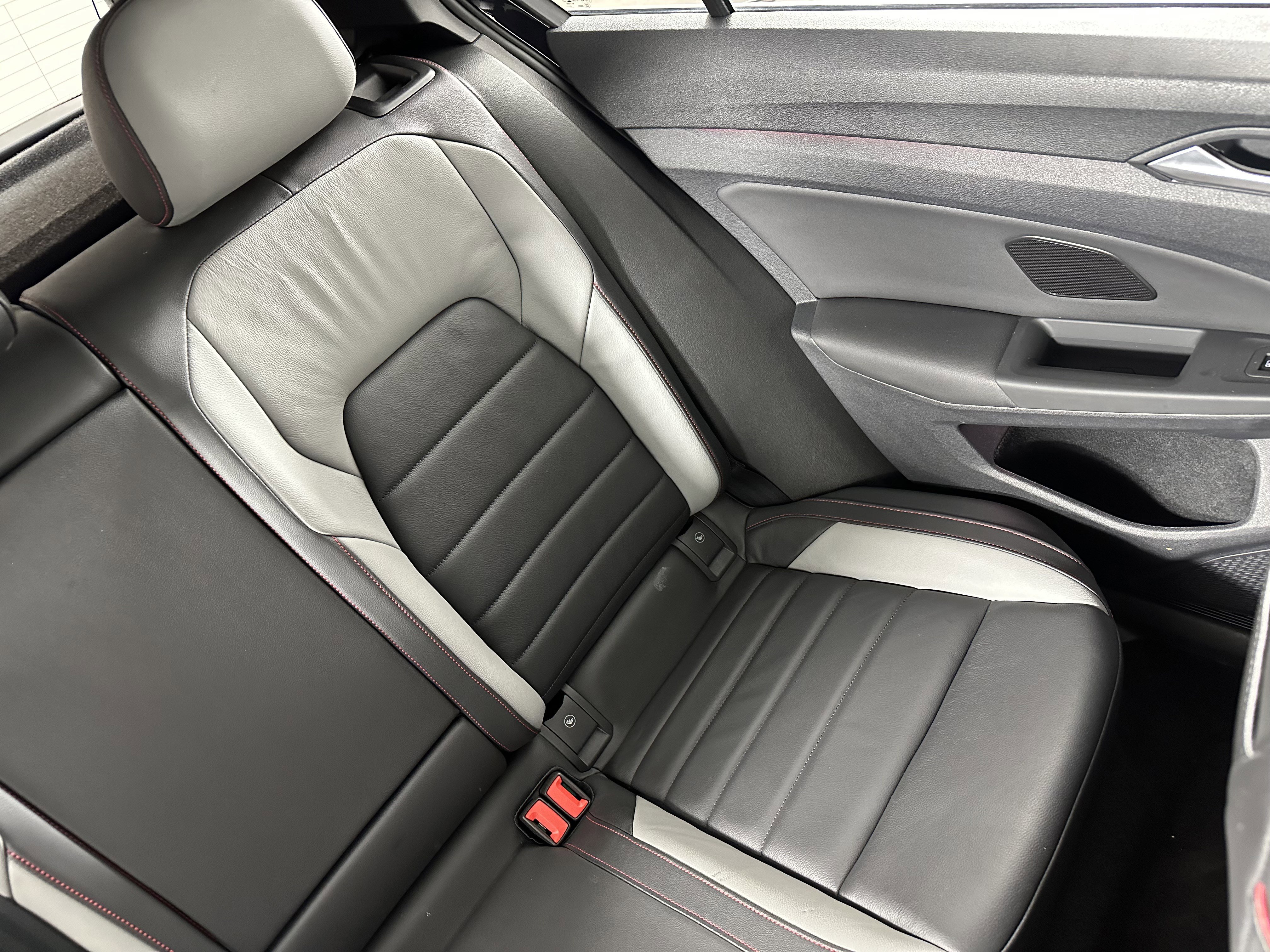 Used 2022 Volkswagen GTI SE image 14