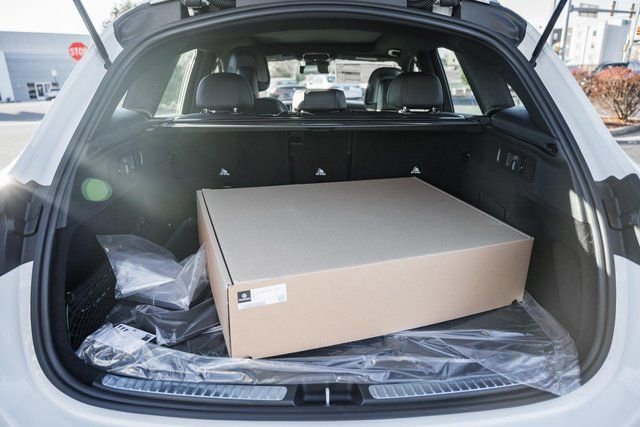 New 2026 Mercedes-Benz GLC 43 AMG 4MATIC image 10