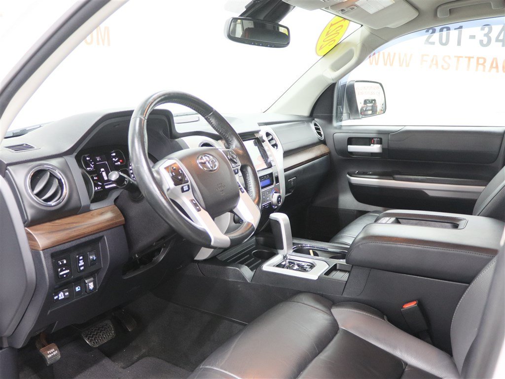Used 2021 Toyota Tundra Limited w/ Limited Premium Package AWD/4WD image 9