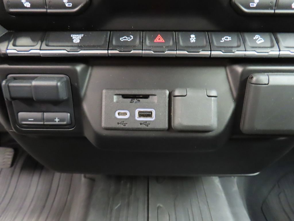 Used 2023 GMC Sierra 2500 SLE AWD/4WD image 47