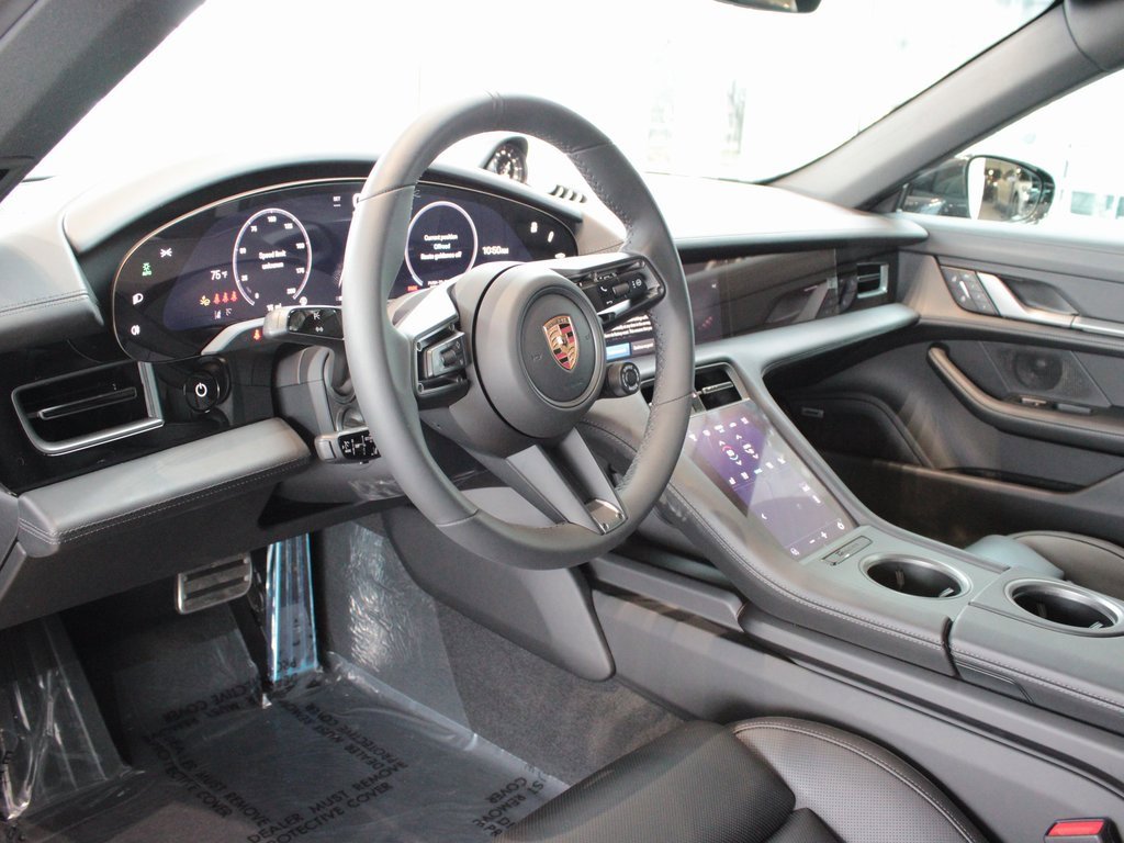 Used 2025 Porsche Taycan 4S image 4