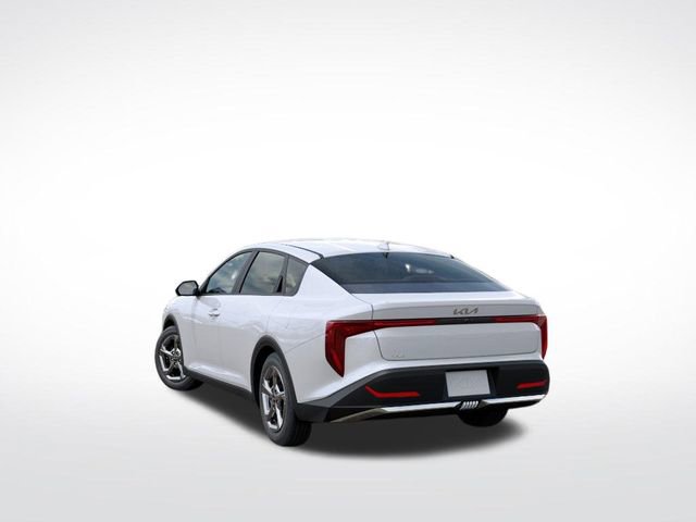 New 2026 Kia K4 FWD image 4