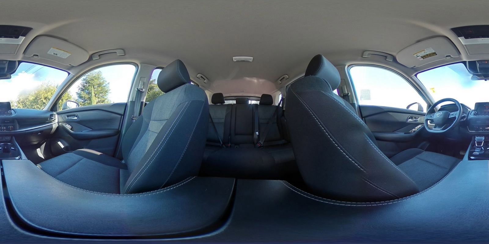 Used 2025 Nissan Rogue SV image 44