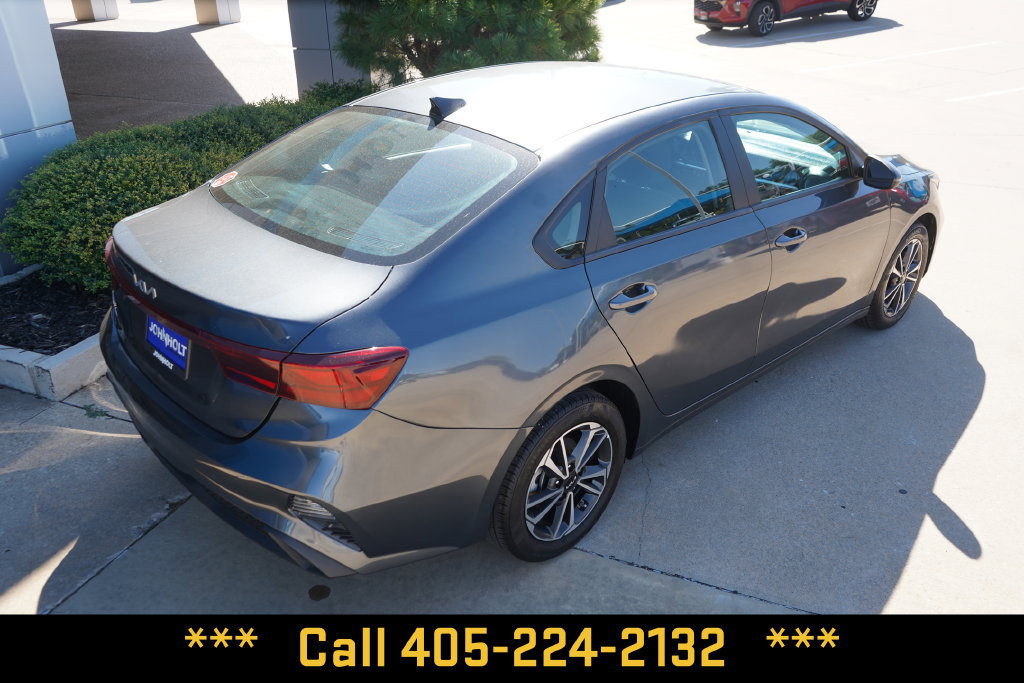 Used 2024 Kia Forte LXS w/ LXS Technology Package FWD image 13