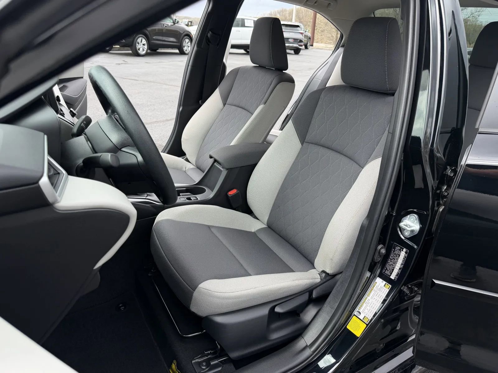 Used 2024 Toyota Corolla LE image 36