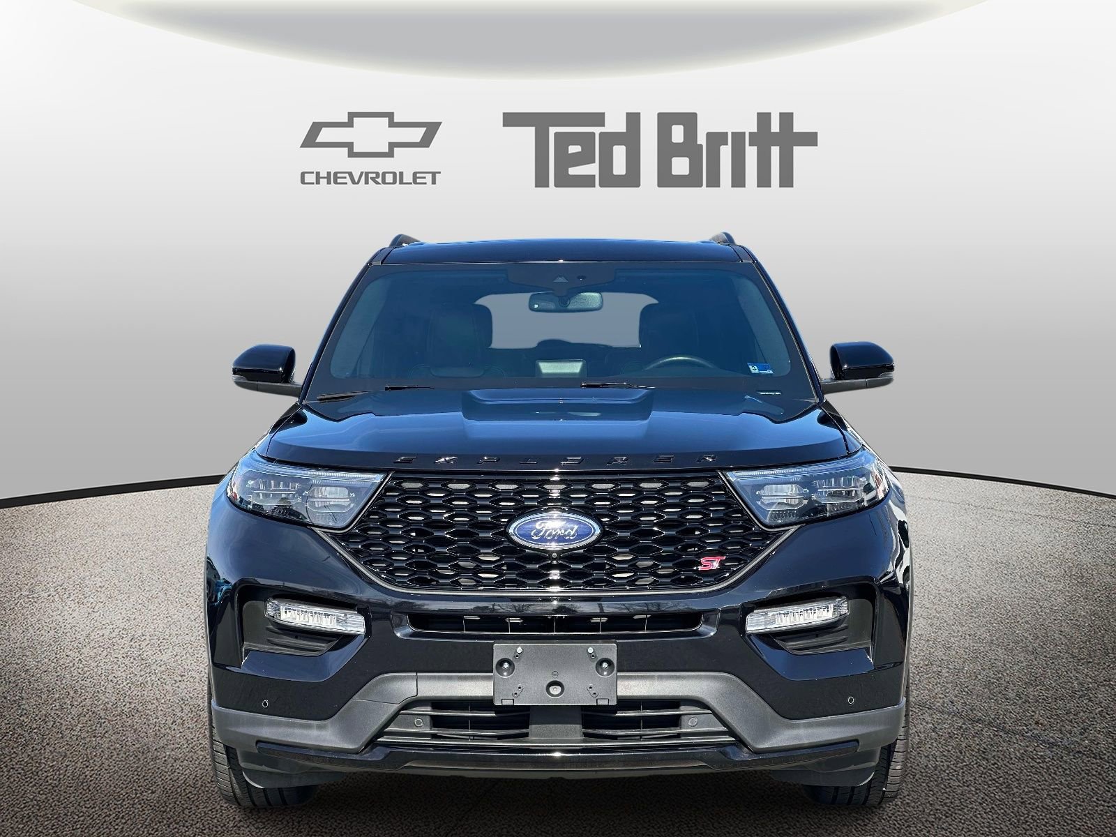 Used 2023 Ford Explorer ST w/ Equipment Group 401A image 2