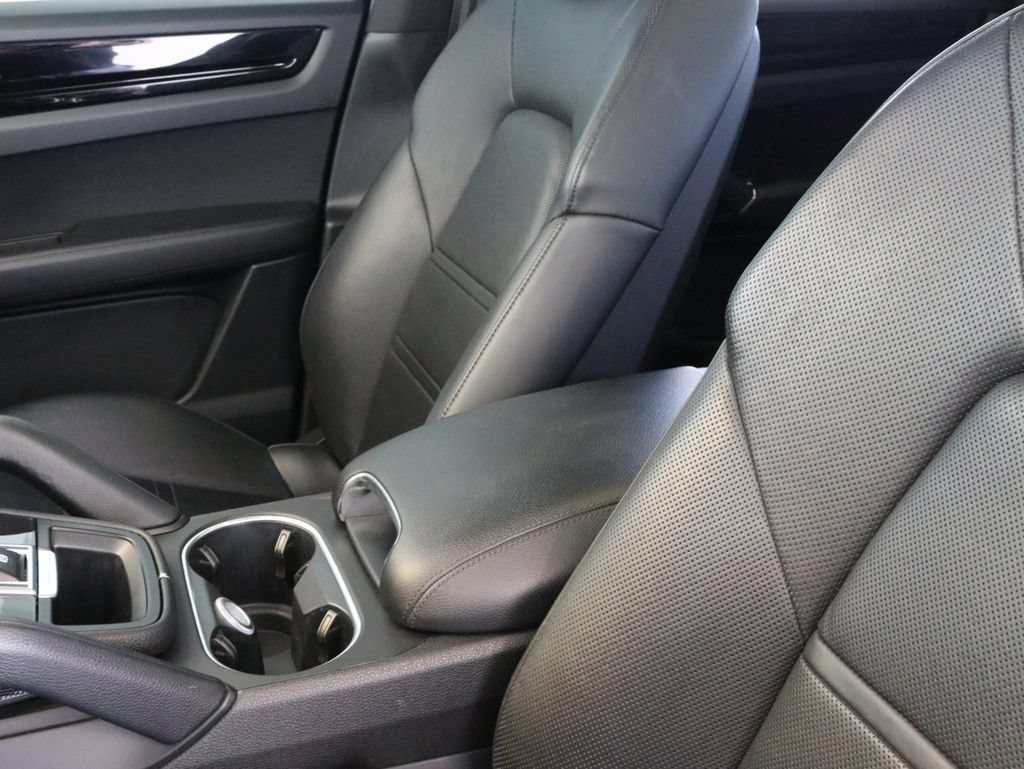 Used 2019 Porsche Cayenne S AWD/4WD image 22