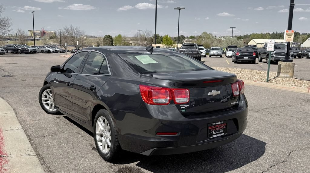 Used 2015 Chevrolet Malibu LT w/ Power Convenience Package FWD image 5