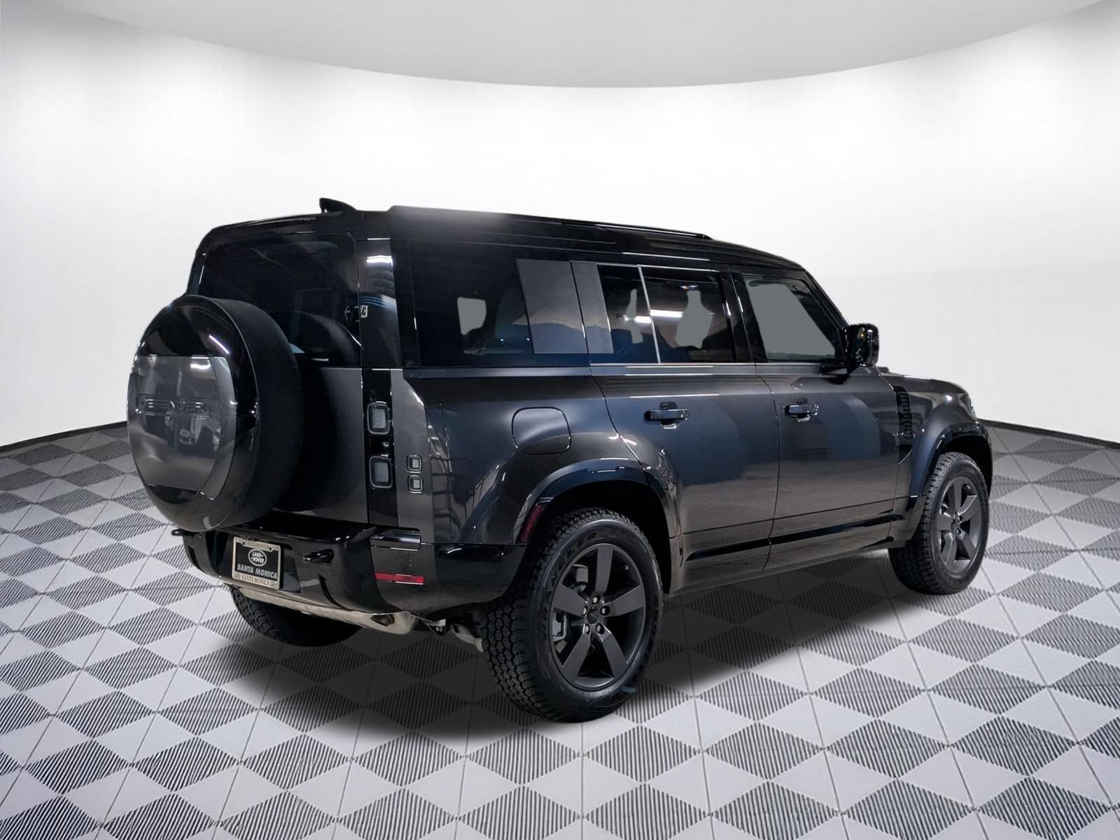 New 2026 Land Rover Defender 110 X-Dynamic SE AWD/4WD image 5