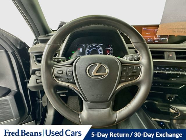 Used 2022 Lexus UX 250h w/ Premium Package AWD/4WD image 16