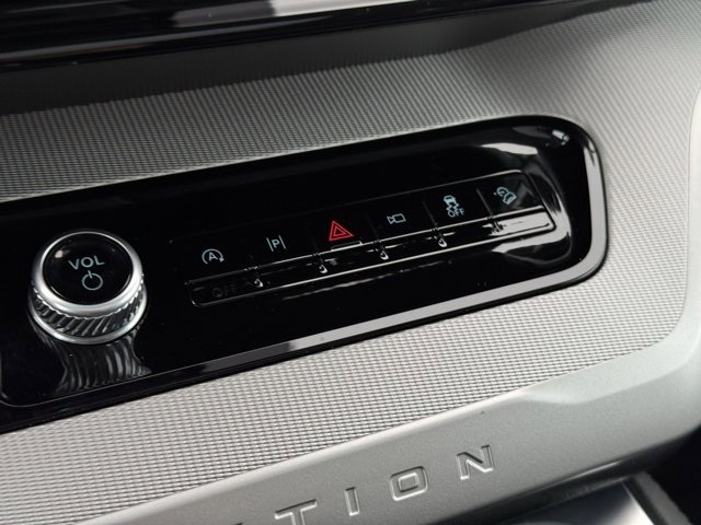 Certified 2025 Ford Expedition Max Active image 14