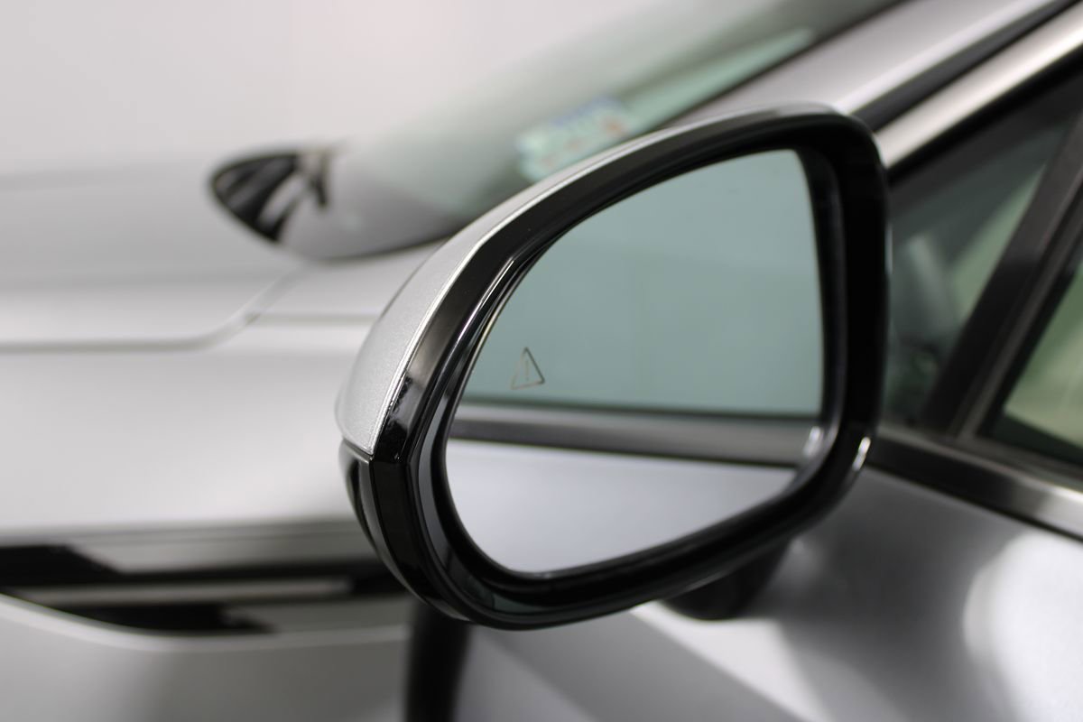 Used 2025 Hyundai Sonata SEL FWD image 23