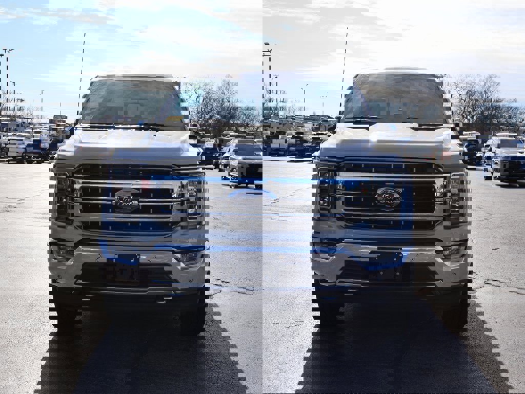 Used 2023 Ford F150 Lariat w/ Equipment Group 502A High image 4