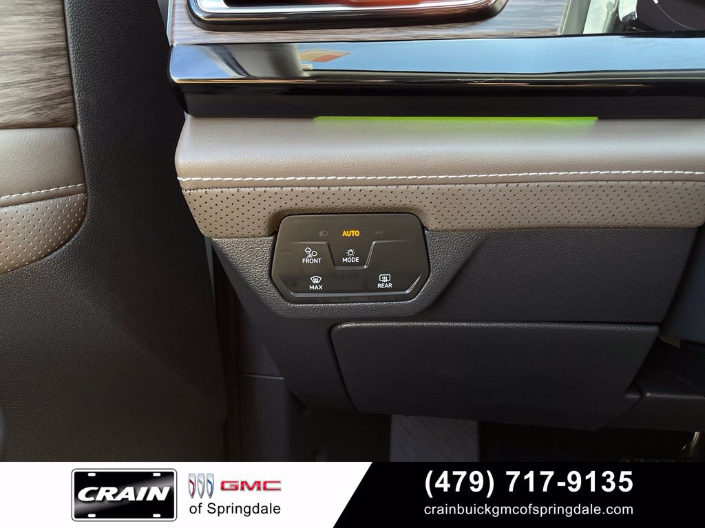 Used 2024 Volkswagen Atlas SEL AWD/4WD image 13