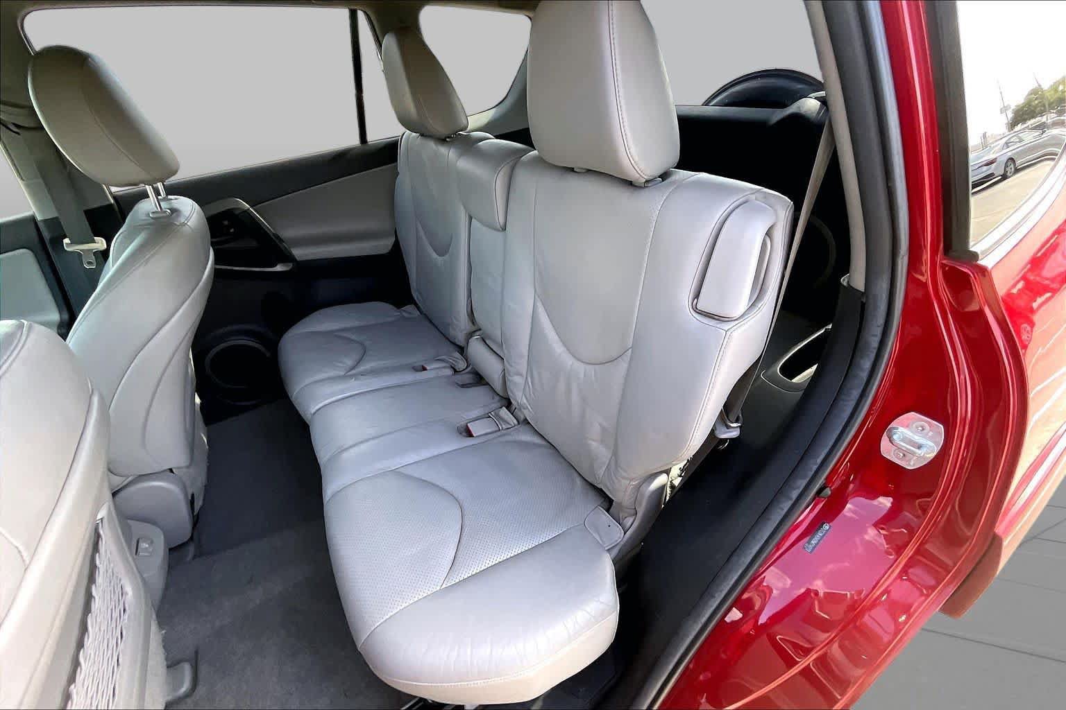 Used 2011 Toyota RAV4 Limited w/ Limited Extra Value Pkg FWD image 19