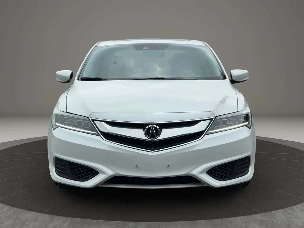 Used 2018 Acura ILX FWD image 2