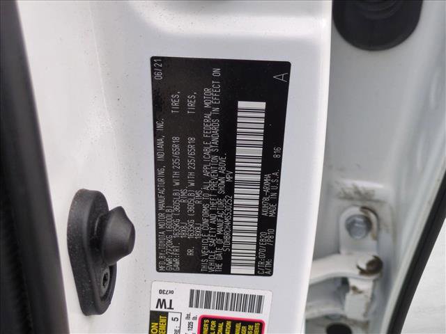 Used 2021 Toyota Highlander XLE image 26