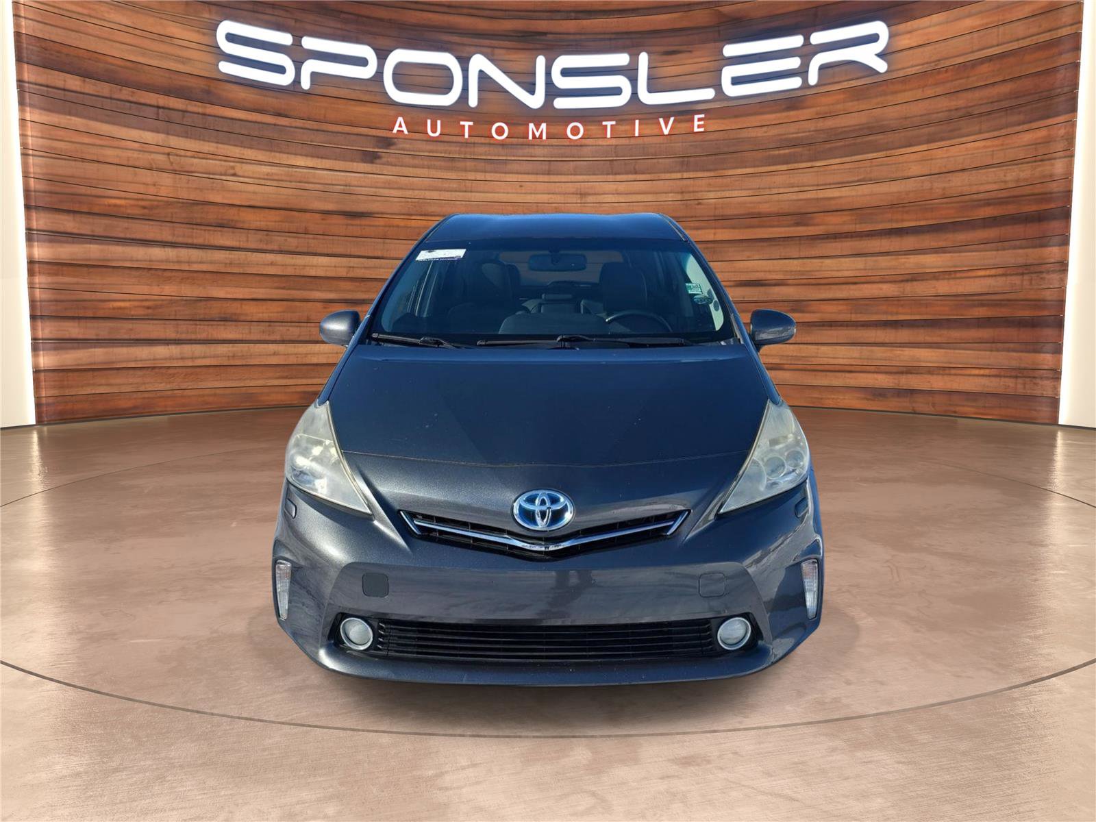 Used 2014 Toyota Prius V Five image 8
