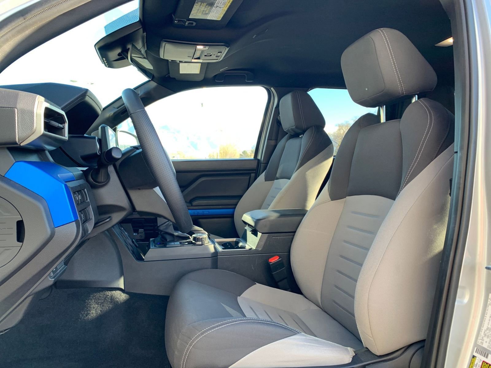 Used 2025 Toyota Tacoma TRD Off-Road image 25