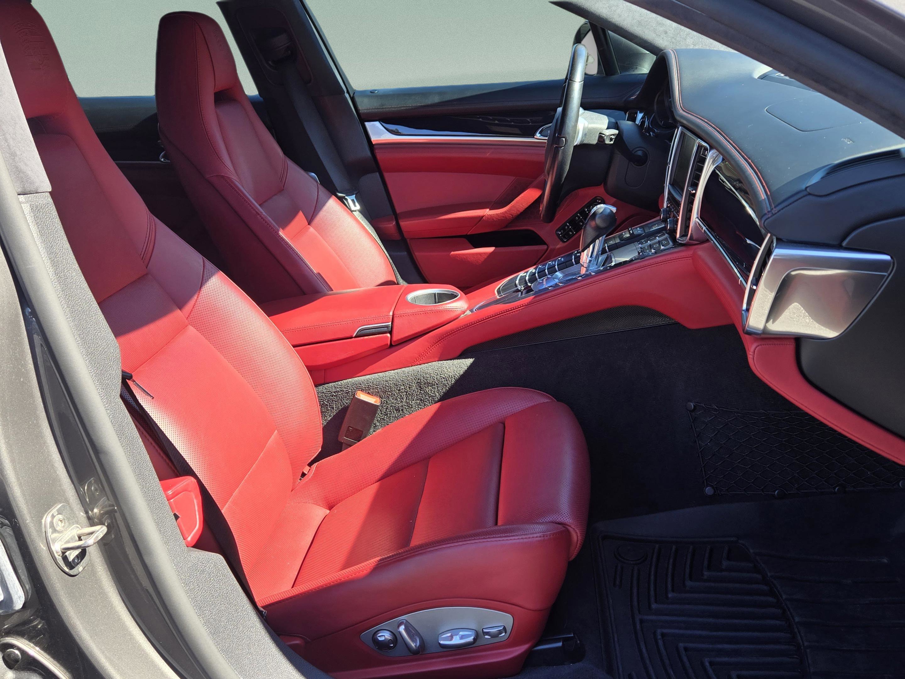 Used 2015 Porsche Panamera Turbo S image 15