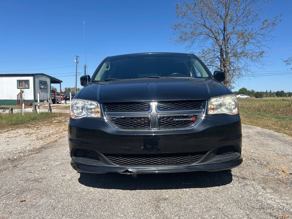 Used 2016 Dodge Grand Caravan SXT FWD image 24