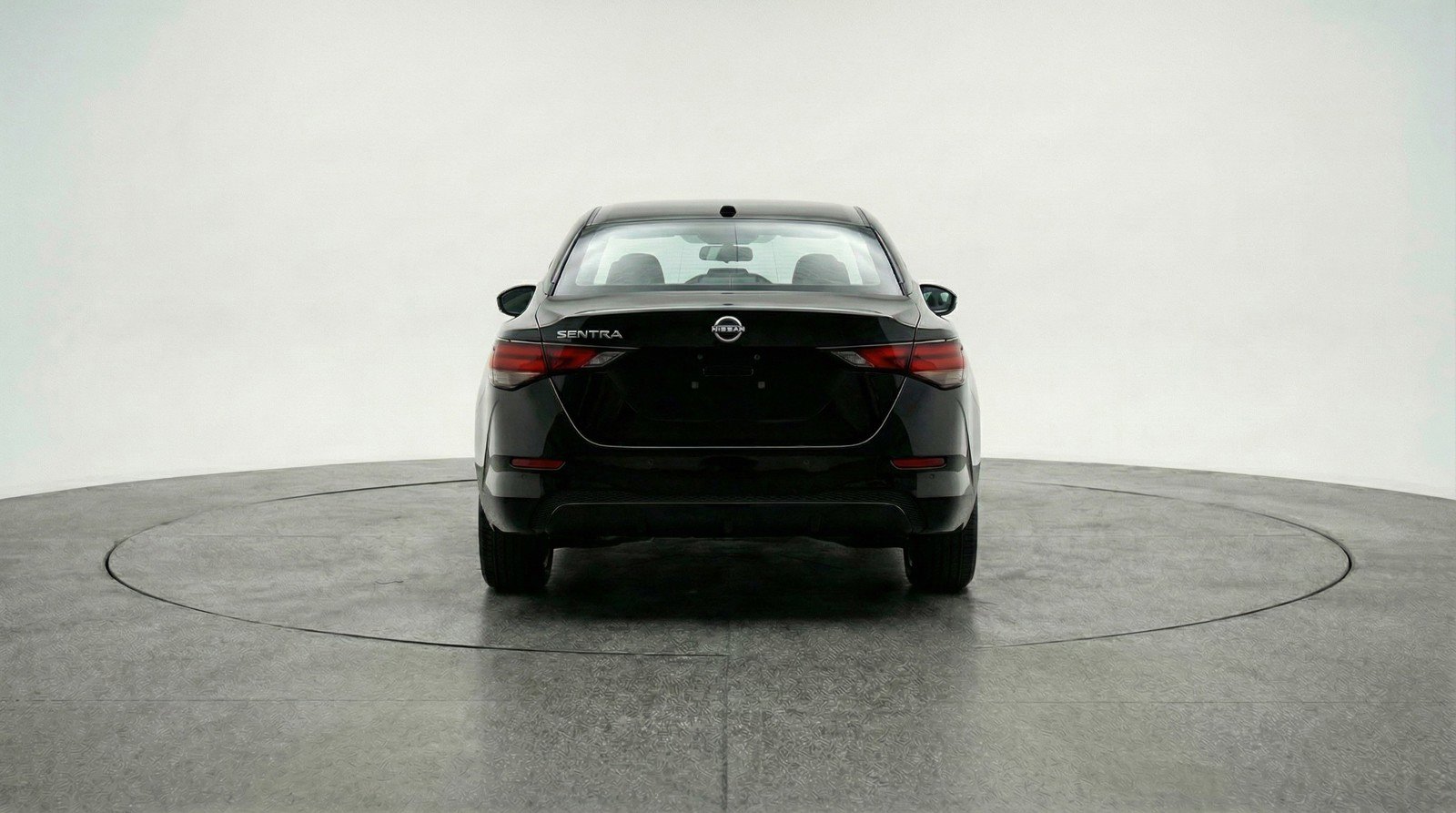 Used 2025 Nissan Sentra SV image 7