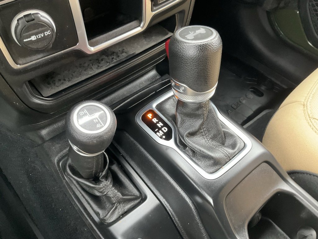 Used 2020 Jeep Wrangler Sport image 13