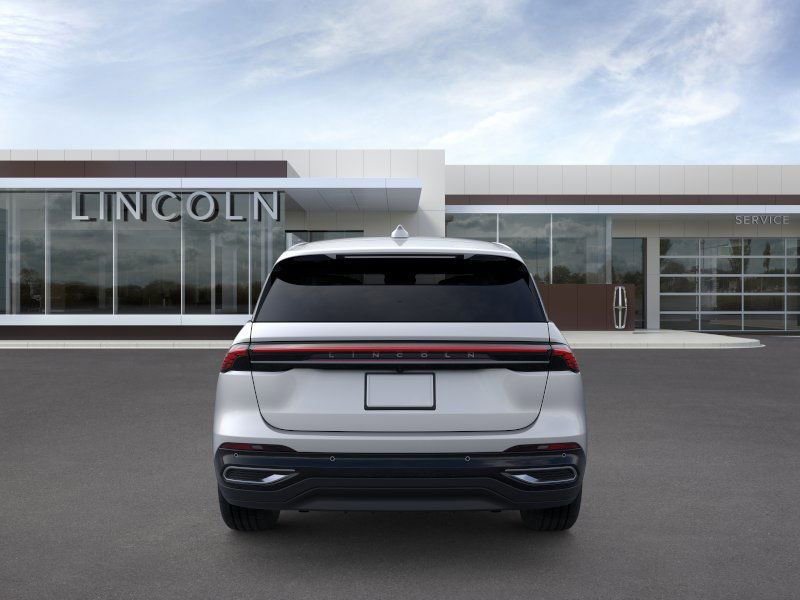 New 2025 Lincoln Nautilus Premier w/ Equipment Group 102A image 5