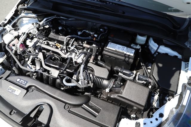 Used 2025 Toyota Corolla LE FWD image 3