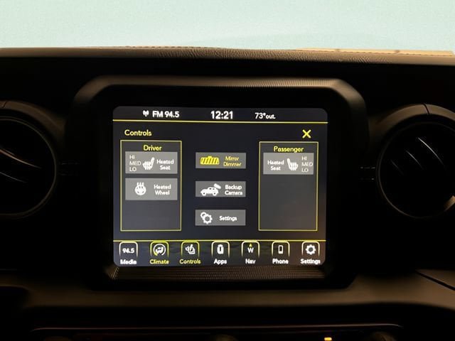 Used 2022 Jeep Wrangler Unlimited Sahara w/ Cold Weather Group AWD/4WD image 21