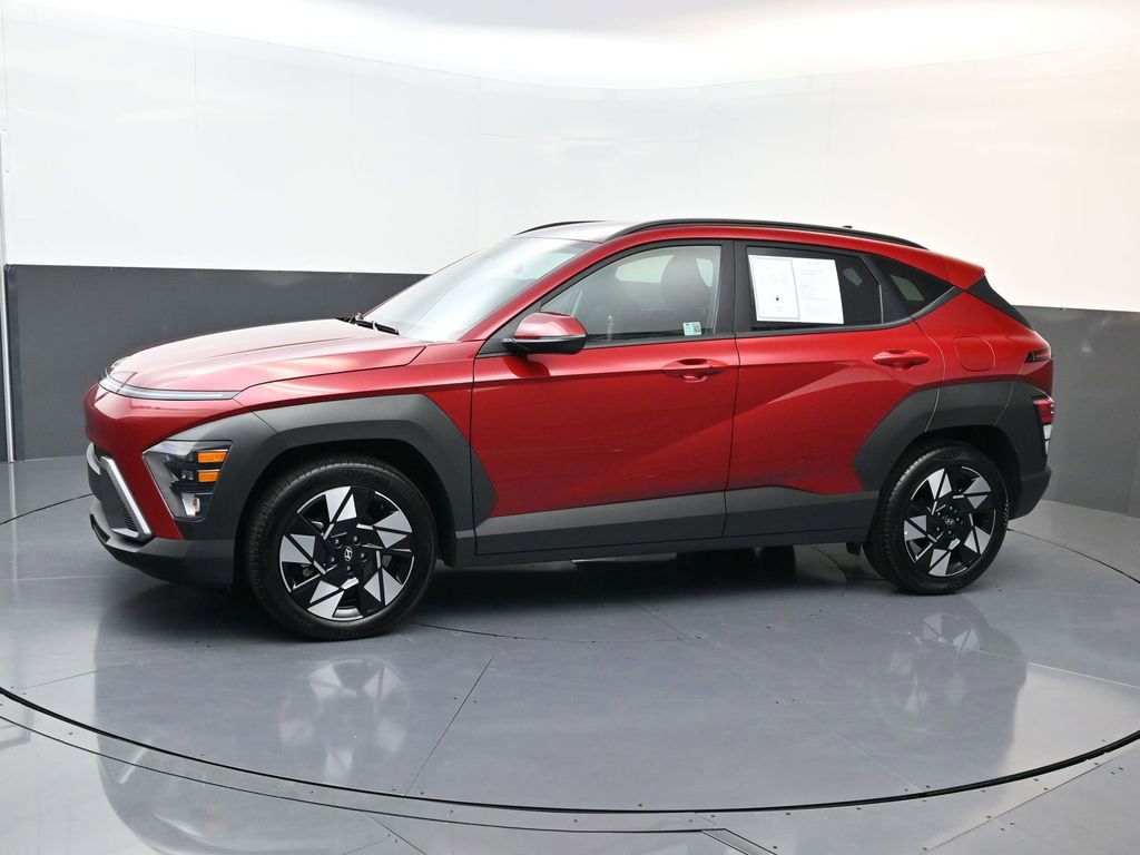 Certified 2025 Hyundai Kona SEL image 6