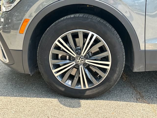 Used 2024 Volkswagen Tiguan Wolfsburg Edition image 27