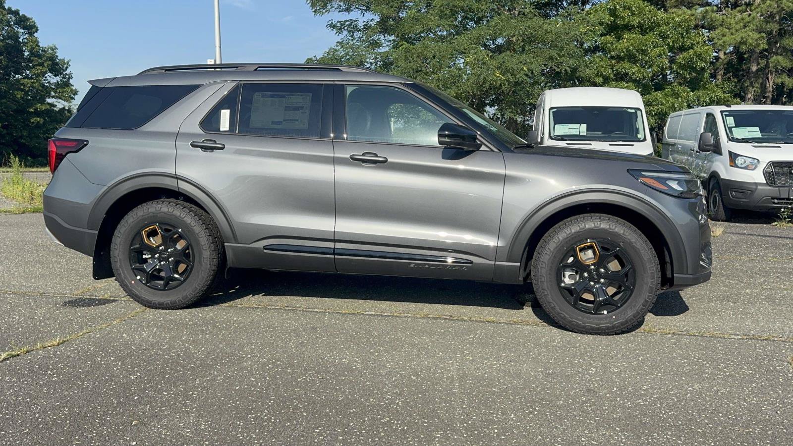New 2026 Ford Explorer Tremor AWD/4WD image 4
