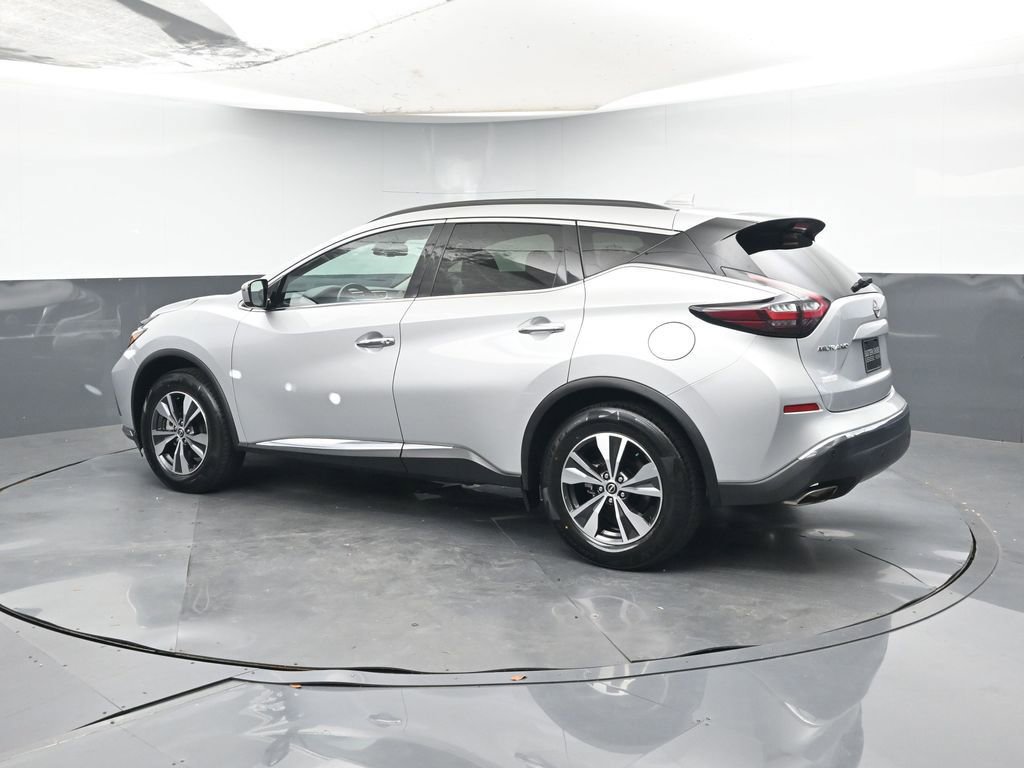 Used 2023 Nissan Murano SV image 3